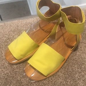 Brand - New Gold sandals